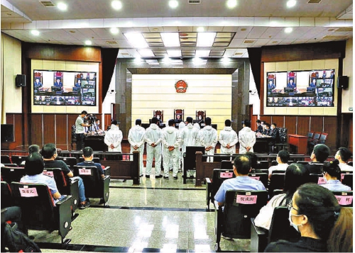 离职顺走价值169亿的核心技术4被告人因涉嫌侵犯商业秘密罪被诉